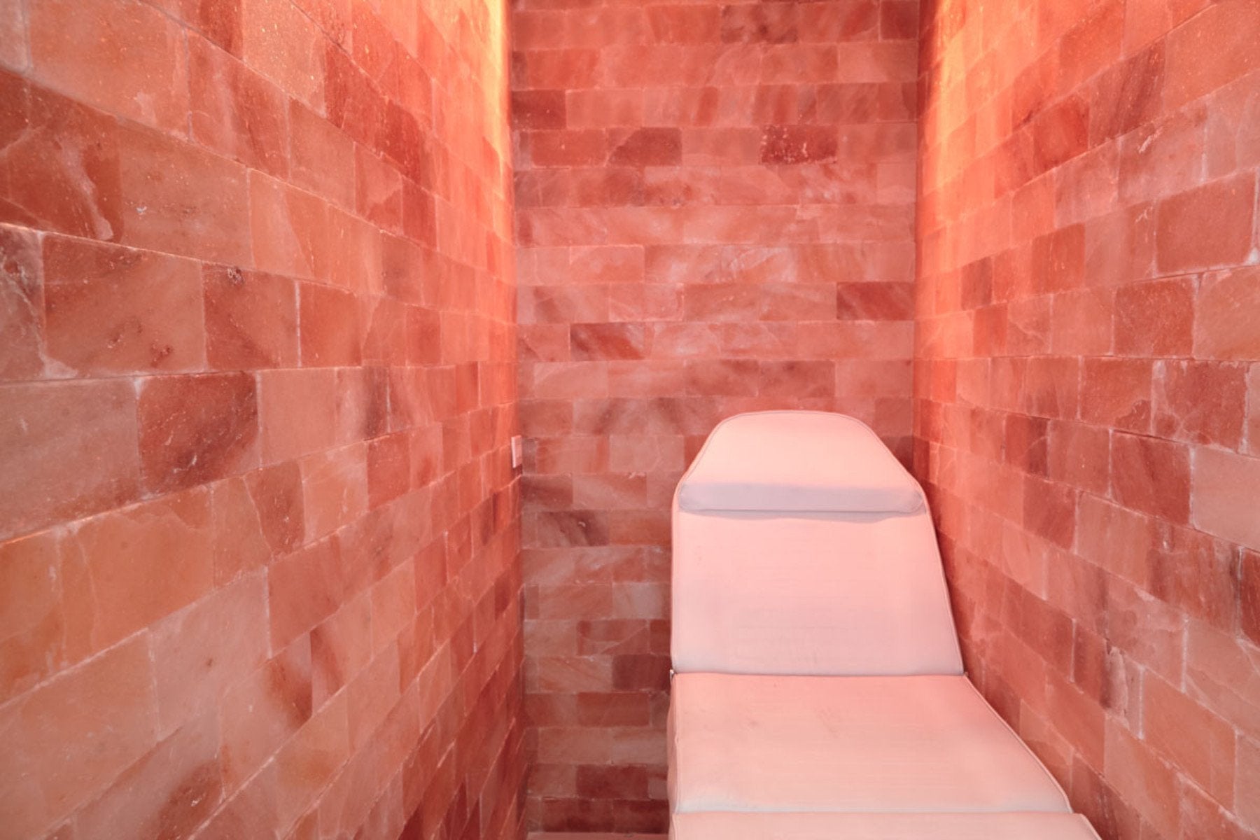Himalayan Salt Room  8' x  4' Surface Area - 32 Sq feet - 4"x8"x2"
